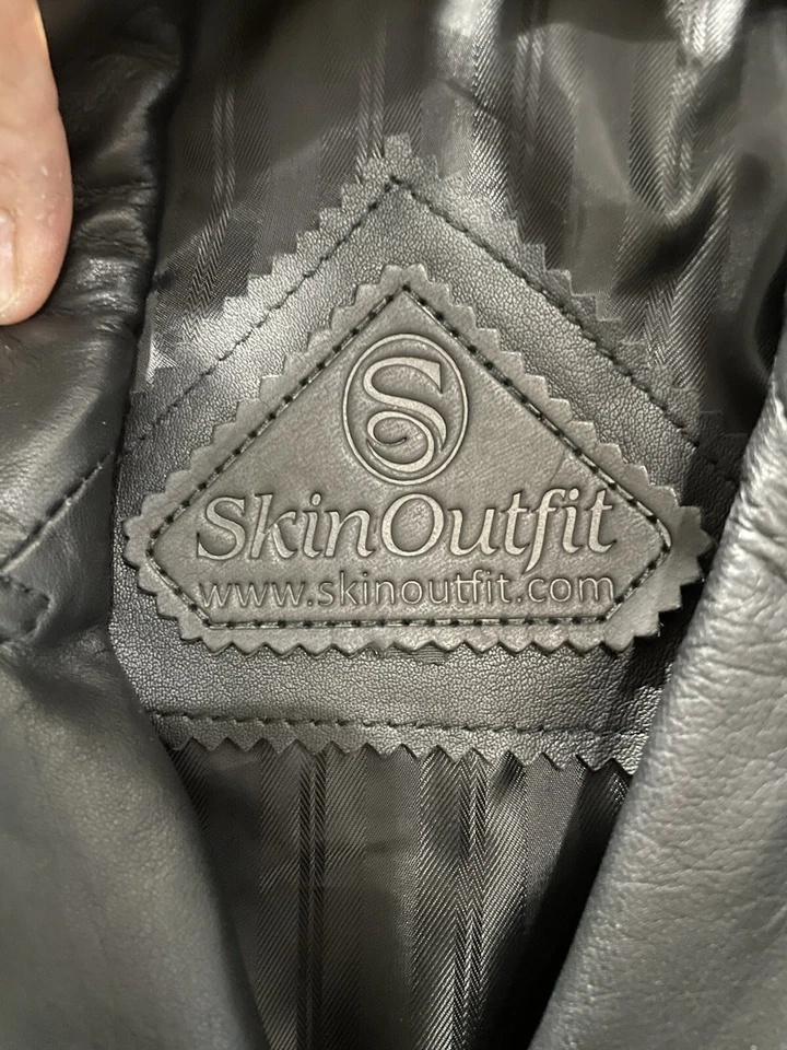 Chaqueta de cuero Skin Outfit, talla pequeña Foto 3 de 4