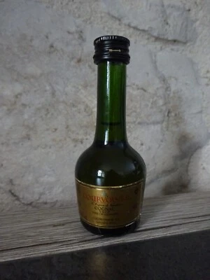 Mignonnette bouteille Courvoisier cognac 5cl non ouverte pleine - Photo 1/2
