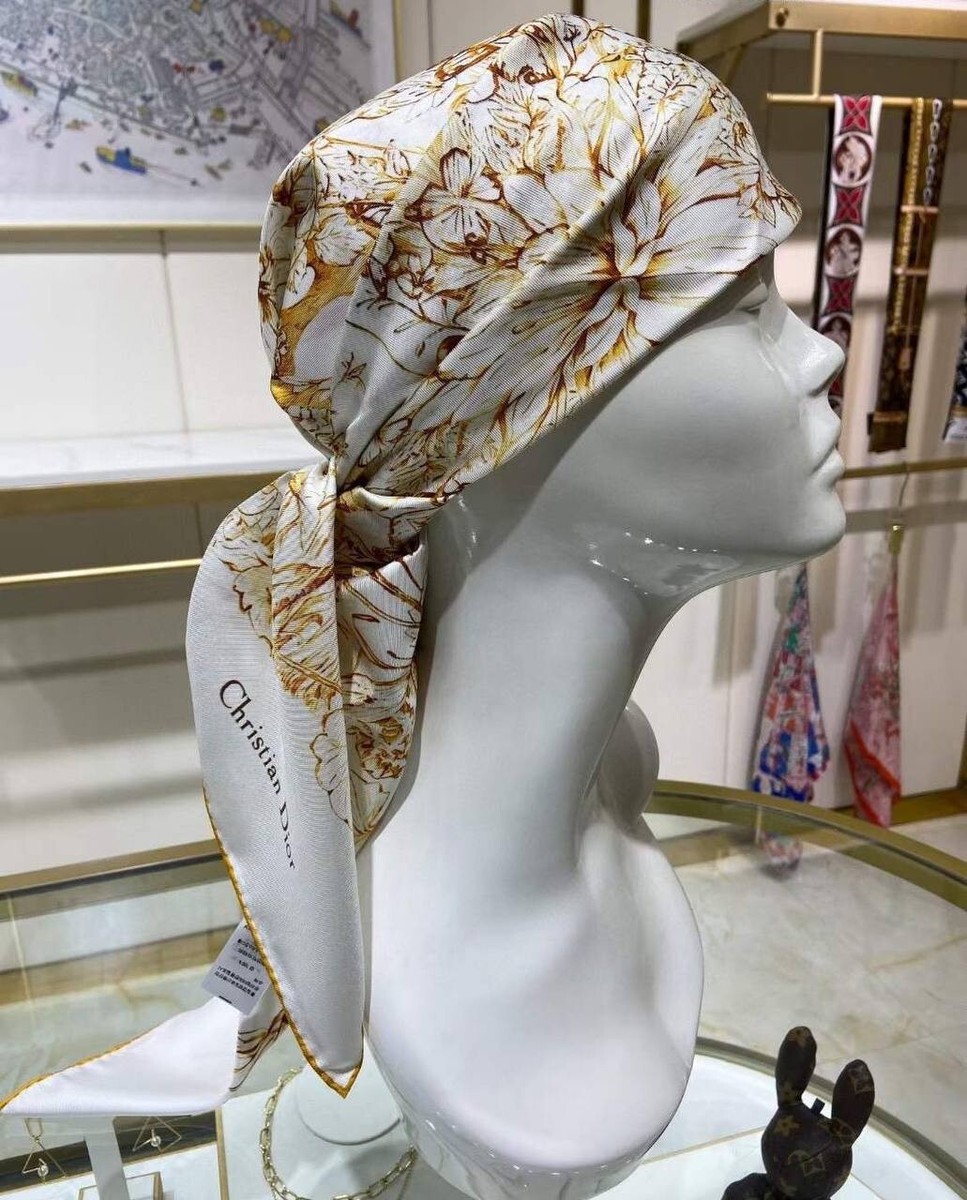 新品同様Christian Dior シルクバンダナ Christian Dior Silk Scarf Navy×White Vintage zxaeh7