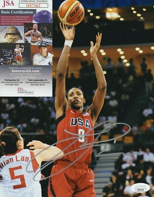 Lisa Leslie Signed 8x10 Photo w/ JSA COA #II87562 Team USA Los Angeles Sparks