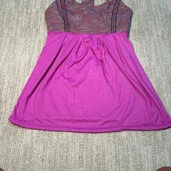 Camiseta sin mangas Lululemon Power Dance espalda cruzada jaspeada ultravioleta para mujer talla 4 Foto 4 de 4
