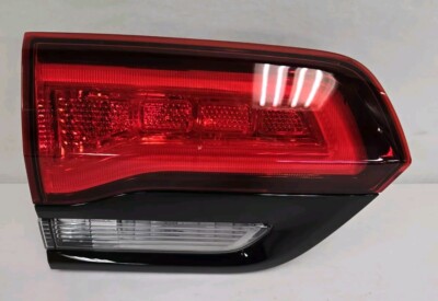 2014-21 Jeep Grand Cherokee Lt Liftgate Inner Tailight OEM Mopar