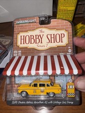 Greenlight 1978 Checker Motors Marathon A11 Taxi Vintage Gas Pump Green Machine