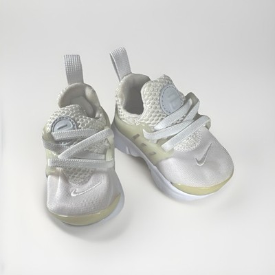 Nike Little Presto Toddler Sneakers 4 Triple White Slip Ons