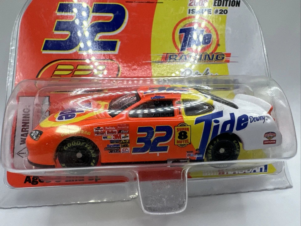 2003 Ricky Craven #32 Tide Pontiac Team Caliber NASCAR Diecast 1:64 - Image 3 of 4