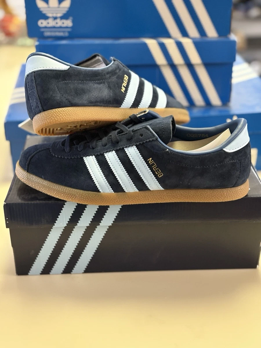 adidas gazelle silver green womens adidas Men's Primeblue NMD R1 main image 0