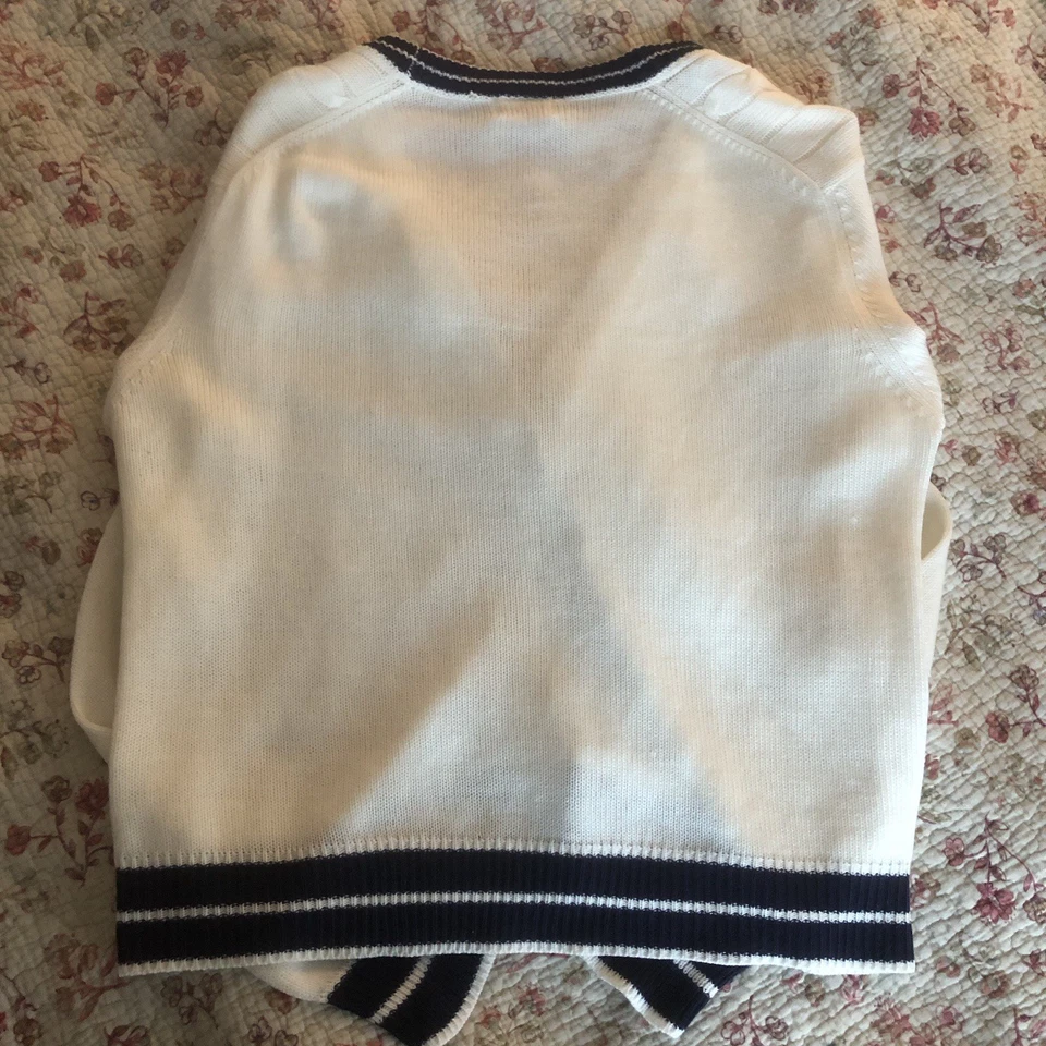 Cárdigan Lacoste crema y azul marino Foto 3 de 4