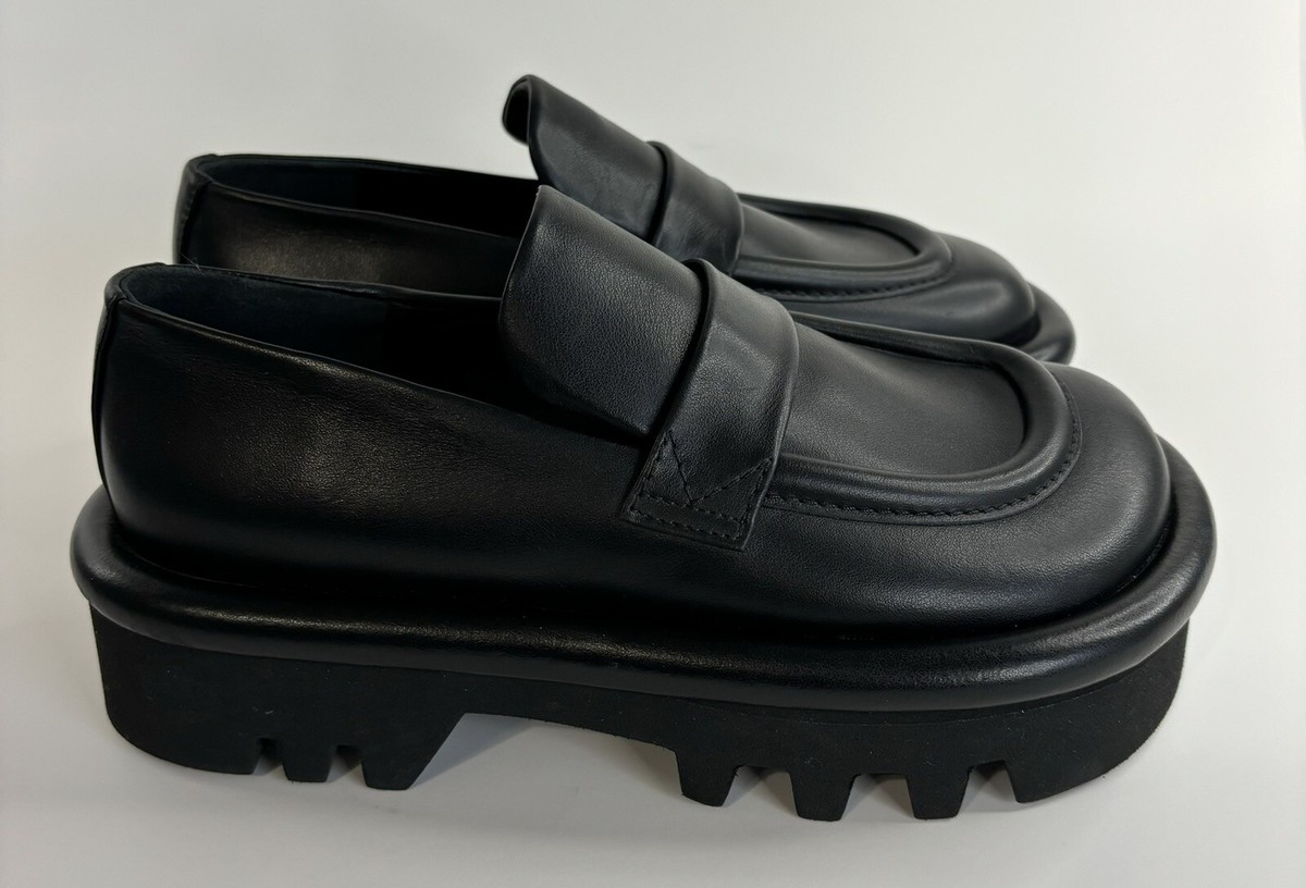 ローファー・オックスフォード J W ANDERSON Bumper Chunky Flats in Black Leather 21149253~brown_0.png