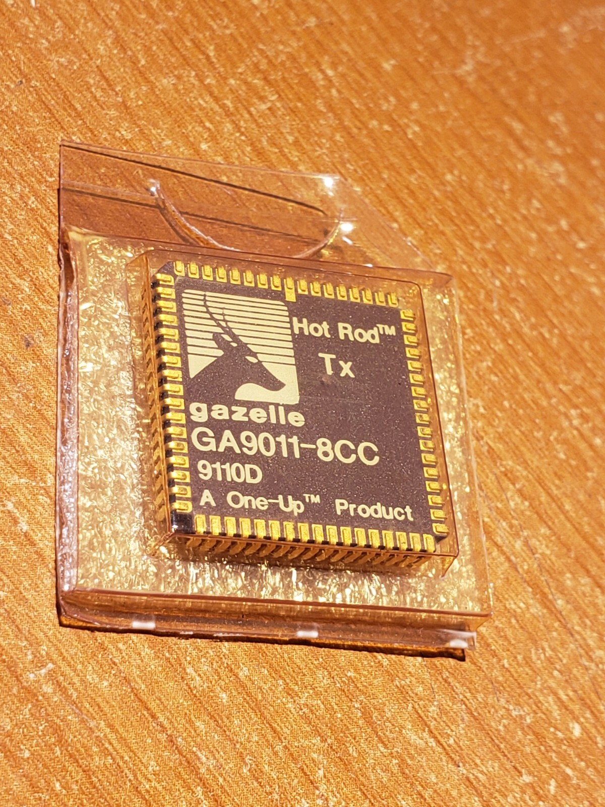 NEW Gazelle GA9011-8CC Hot Rod TX SMD IC Chip Encoder,GAAS,LDCC,68-Pin Ceramic