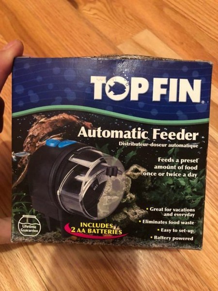 top fin automatic feeder