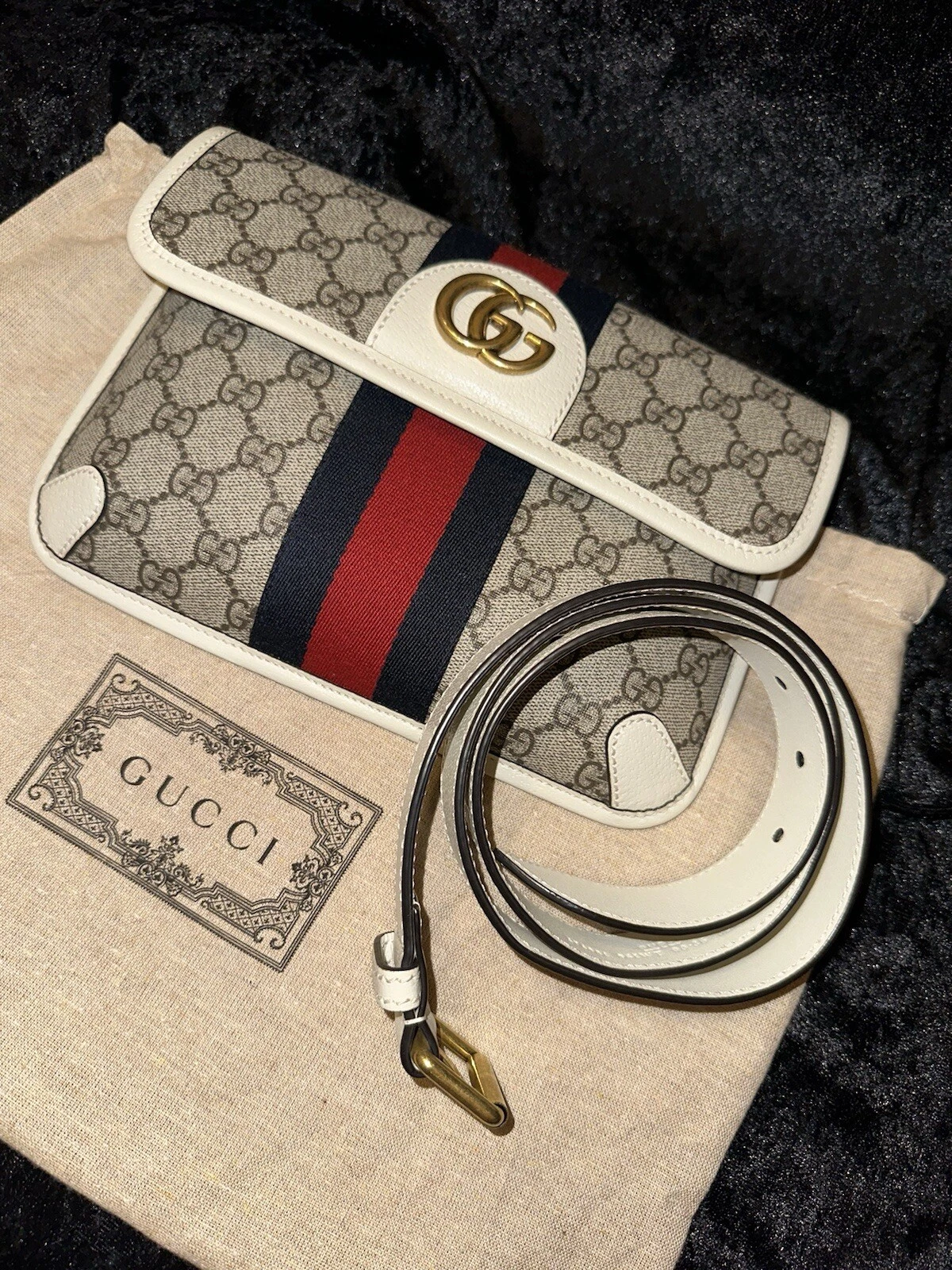 Petit sac ceinture Gucci GG Supreme monogramme Ophidia 674081 blanc marine 90*36
