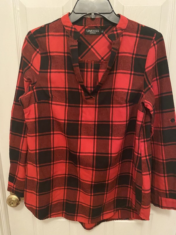 women’s plaid shirt Size XL. V Neck Pullover. Inner Arm Straps Removed