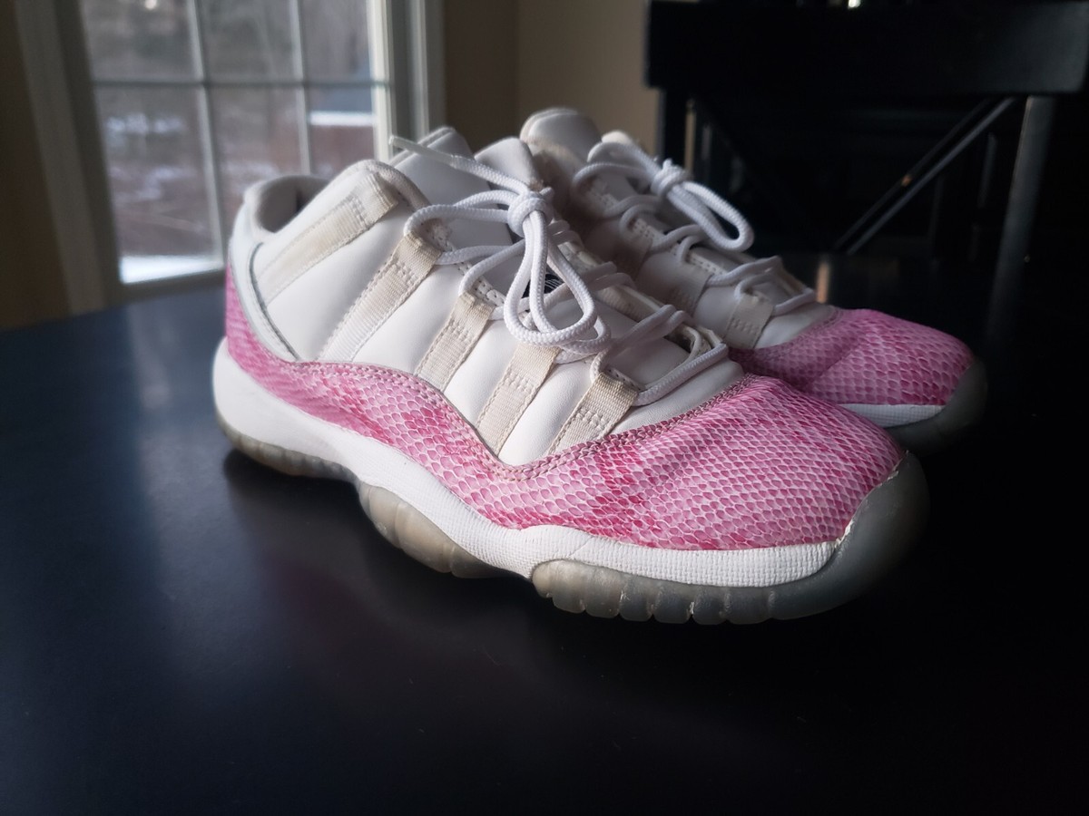 2013 Nike Air Jordan 11 XI Retro Low Pink Snakeskin White GS Sz  580521-108