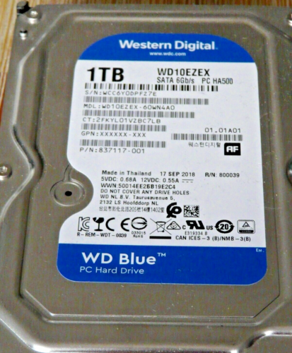 Western Digital WD blau WD10EZEX 1 TB 3,5" Desktop-Festplatte SATA - 12 Stunden Nutzung - Bild 1 von 5