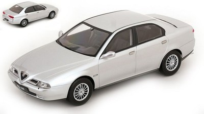 TRIPLE 9 1/18 ALFA ROMEO 166 1999 SILBER STATISCHES MODELL DIECAST