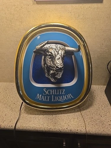 Vintage 1980 Schlitz Malt Liquor Lighted Beer Sign Ad Bull Red Eyes Not Working