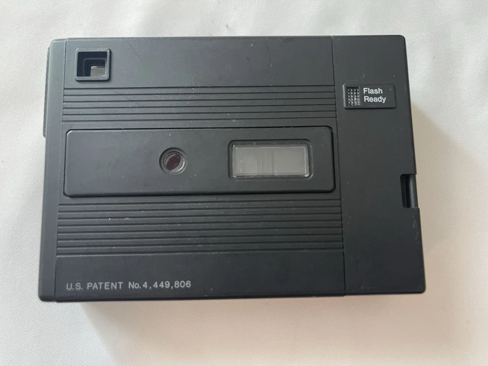 ANSCO Disc Cameras Model 330 (SET OF 2) Built in Flash, Film cameras - Vintage - Image 3 of 4