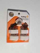 Safety 1st HS132 Complete Magnetic Locking System 4 Locks 1 Key NEW Safety Baby