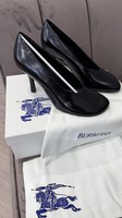 Burberry Baby Leather Pumps Size 38