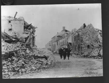 Original WWI66 x 9 Signal Corps photo of American stretcher Bearers with wounded