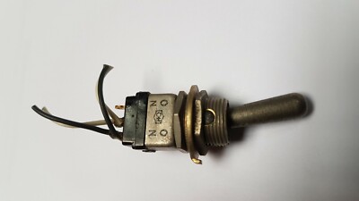 AIRCRAFT TOGGLE SWITCH, Eaton Cutler Hammer  8868K7 MS90310-231  5A 28VDC
