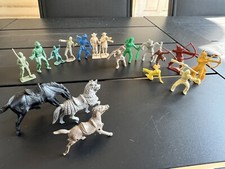 Tim Mee Vintage Toys. Lot 18 Toys. Indians, Soldiers And Others Not All Timmee