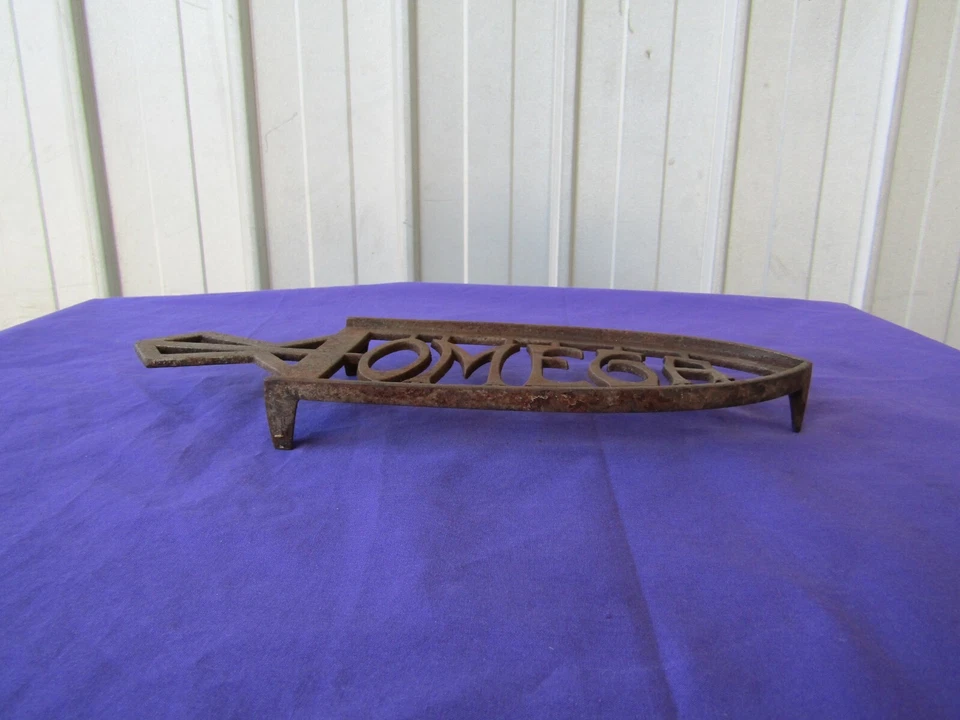 Trivet Cast Metal OMEGA Brand Antique Foto 4 de 4