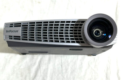 InFocus LP130 Projector - FOR PARTS