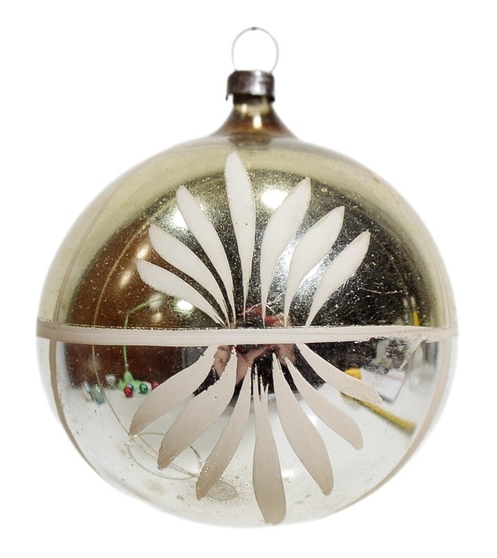 Vintage Old European Stencil Gold Hand Decorated Glass Christmas Ornament