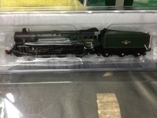 Graham Farish 372-725 br standard class 5mt 73068 br green late crest