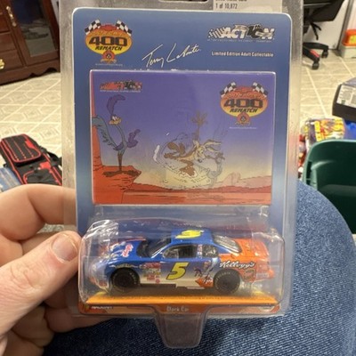 Action Racing Collectables Looney Tunes Monte Carlo Terry Labonte Diecast 1:64  