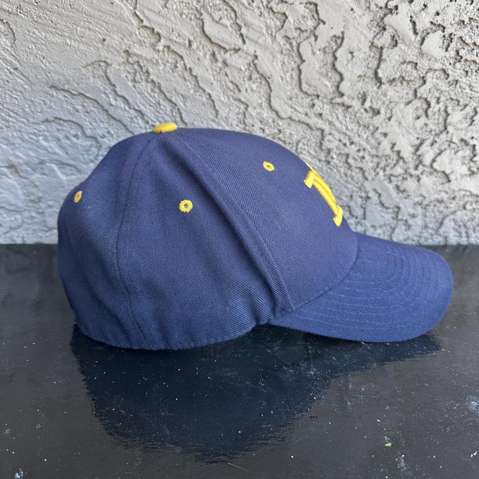 Michigan Wolverines Hat Cap Fitted Mens 7 5/8 Navy Yellow NCAA Baseball College - Image 2 of 4
