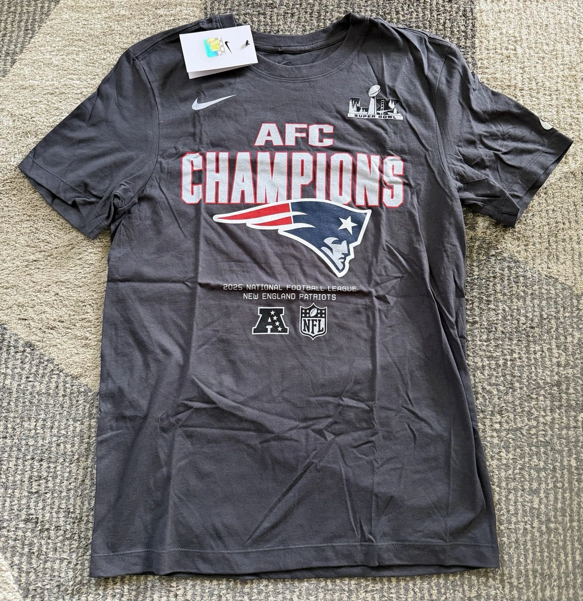 Nike New England Patriots Super Bowl NFL Fan Apparel & Souvenirs