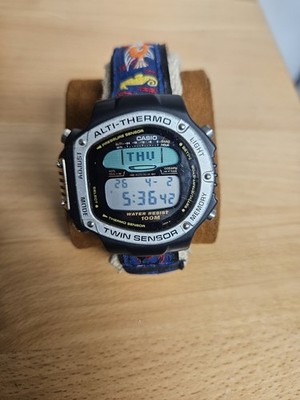 RARE VINTAGE CASIO ALT-6100 TWIN SENSOR ALTI-THERMO MEN'S WATCH NEW BATTERY MINT