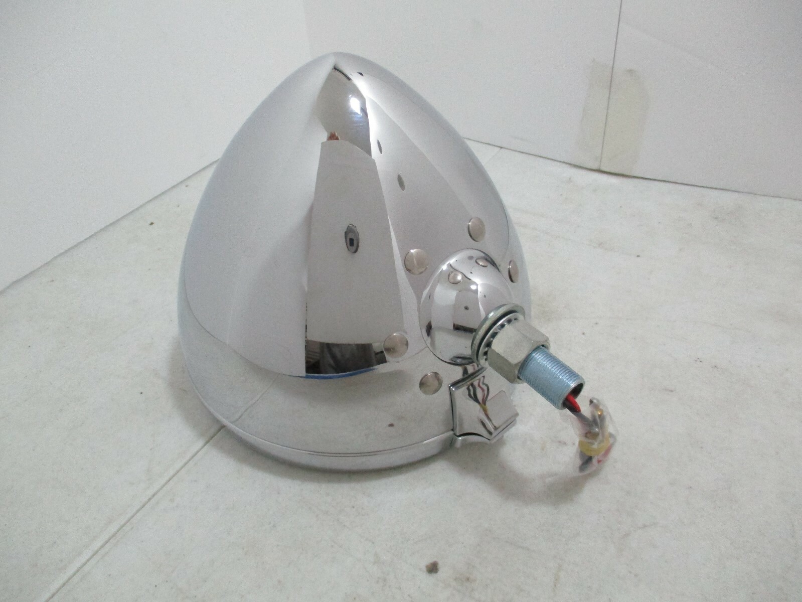 BENTLEY MARK VI & 'R-TYPE center spot light  7"   NEW