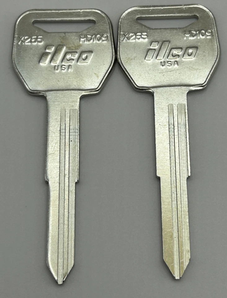 2 llaves en blanco Honda 2011 2012 2013 CBR250R CBR 250R 250 R 2AC 3AC AC llaves en blanco Foto 3 de 4