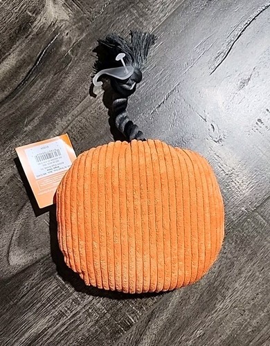 Hyde and Eek! Pumpkin plush dog toy with tug rope squeak Halloween - Picture 2 of 2