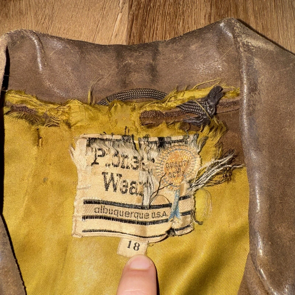 Pioneer Wear Leather Jacket Fringe Suede Coat Western Hippy Vtg 60s 70s Women 18 - Image 4 of 4