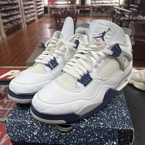 Size 13 - Jordan 4 Retro Mid Midnight Navy DH6927-140 Pre-Owned W/ Box - Picture 4 of 7