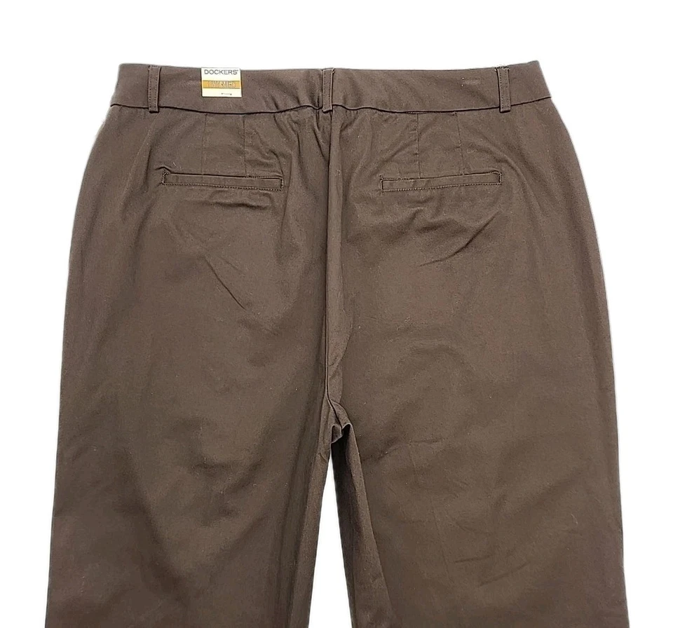 Dockers Pants Brown Chino Metro Size 16W Cotton Stretch 31" Inseam Flat NEW - Image 3 of 4