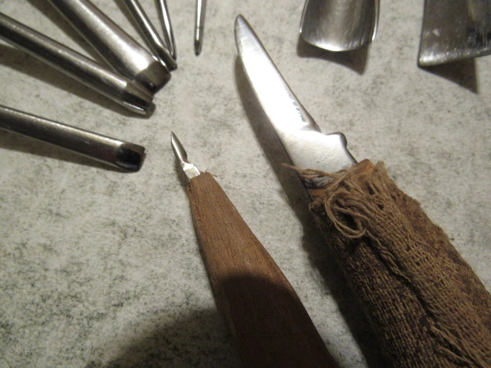 My Hand Carving Tools, Juego de 6 gubias de flecha hechas en Suiza, micro gubias y más Foto 3 de 4