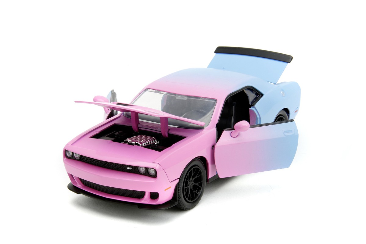 PINK SLIPS 2015 ダッジ　チャレンジャー　1971 シボレー PINK SLIPS 2015 ダッジ チャレンジャー 1971 シボレー - メルカリ