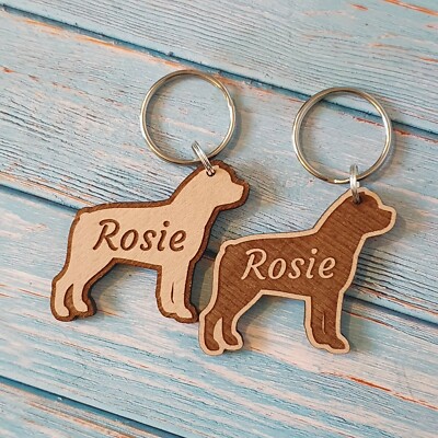 Personalisierter Schlüsselanhänger Rottweiler aus Holz Geschenk für Sie, Hundemama, Hundepapa