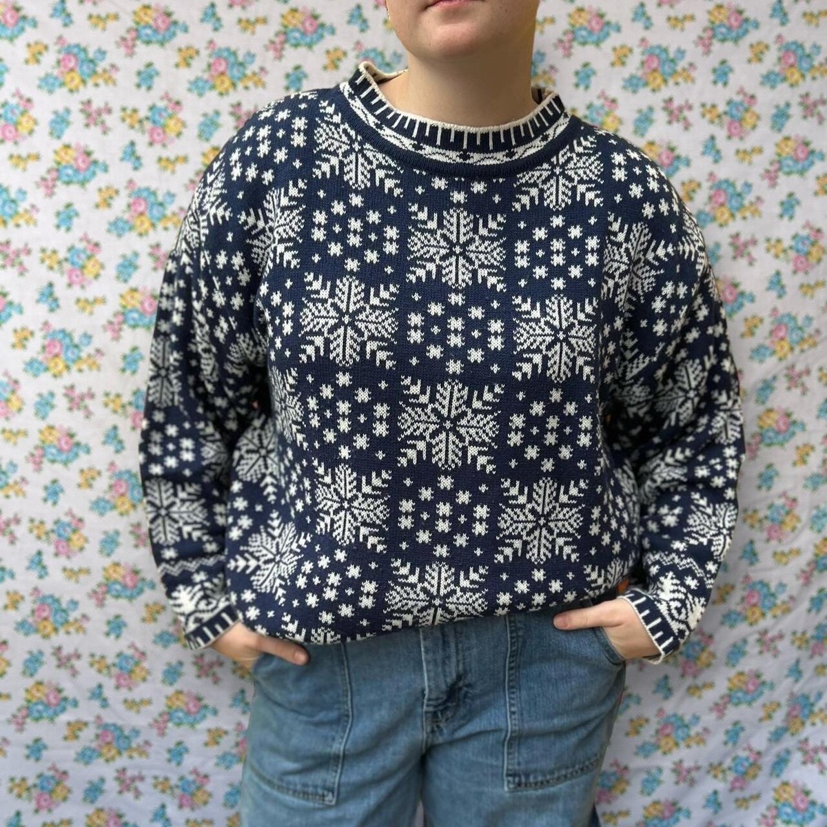 Plus size Venezia Vitale snowflake sweater size 22/24