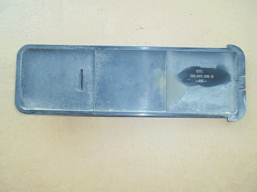 VW T4 Abdeckung Lüftungskanal Kappe 701823496B Motorhaube