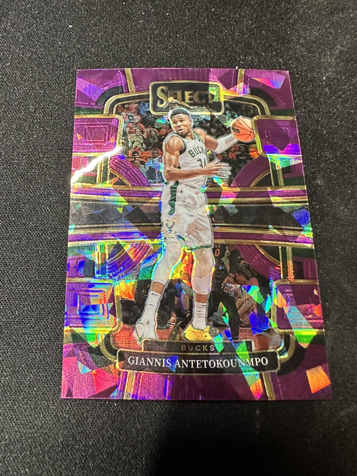 2023-24 Panini Select Giannis Antetokounmpo Basketball Purple Ice Prizm /99 #60