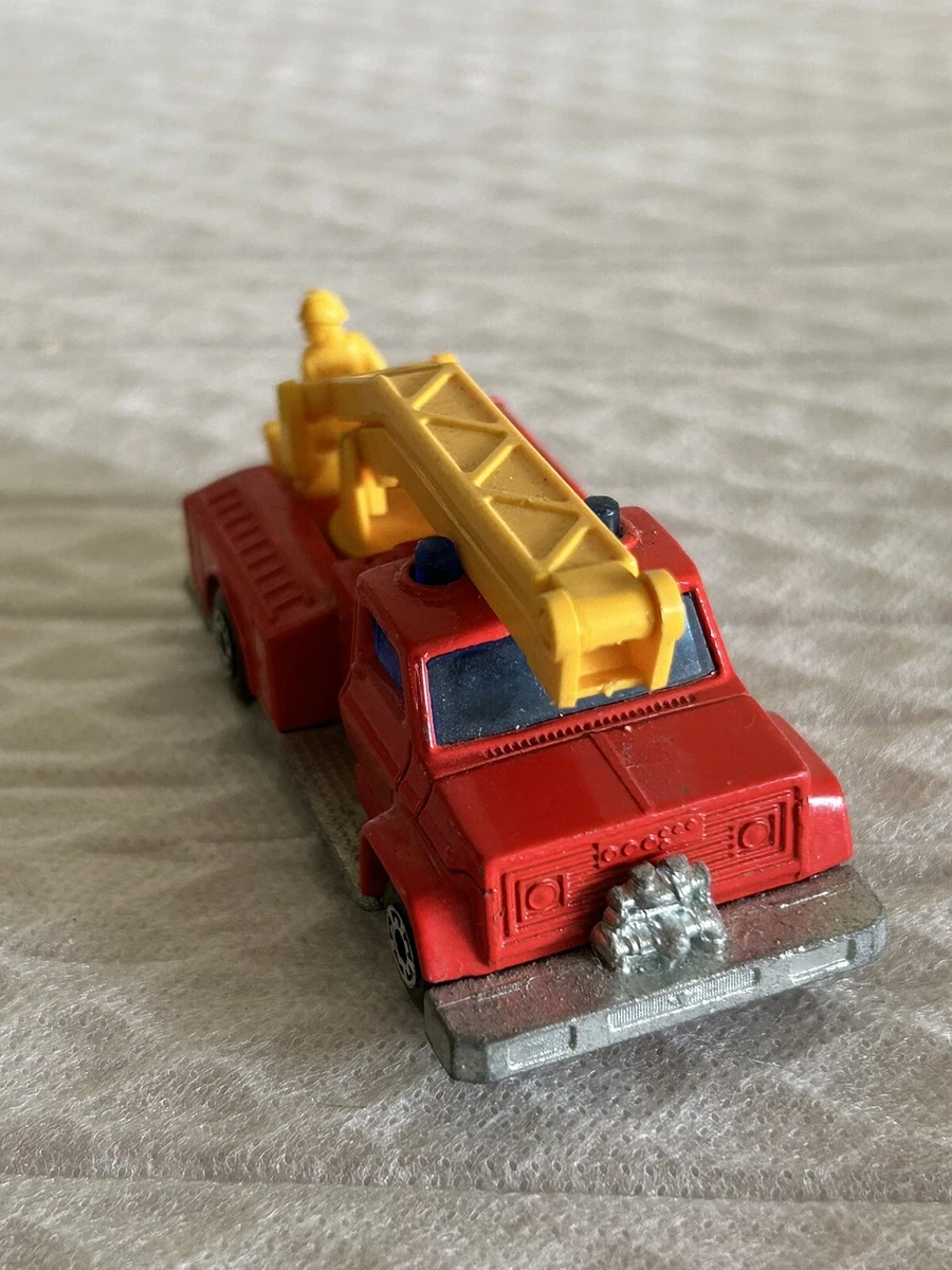 Camion Matchbox Superfast 7up – Kenworth Ruff Trek & Chevy Pro 1984 – 1/64