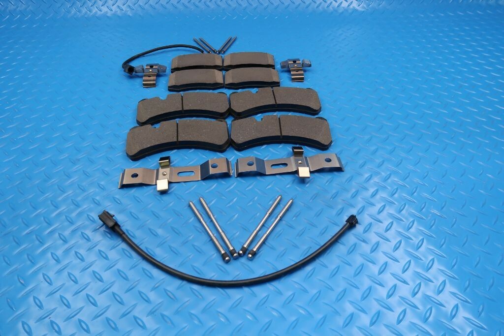 Maserati Ghibli Quattroporte brake pads rotors service kit #9275 14-16