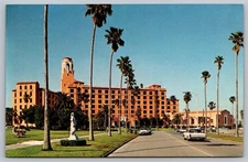 Vinoy Park Hotel Overlooking Tampa Bay St Pete Florida FL Vintage Postcard
