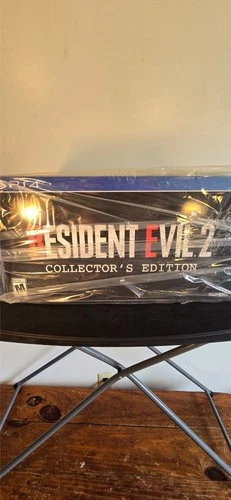 Resident Evil 2 - Gamestop Exclusive Collector's Edition (Playstation 4 PS4)